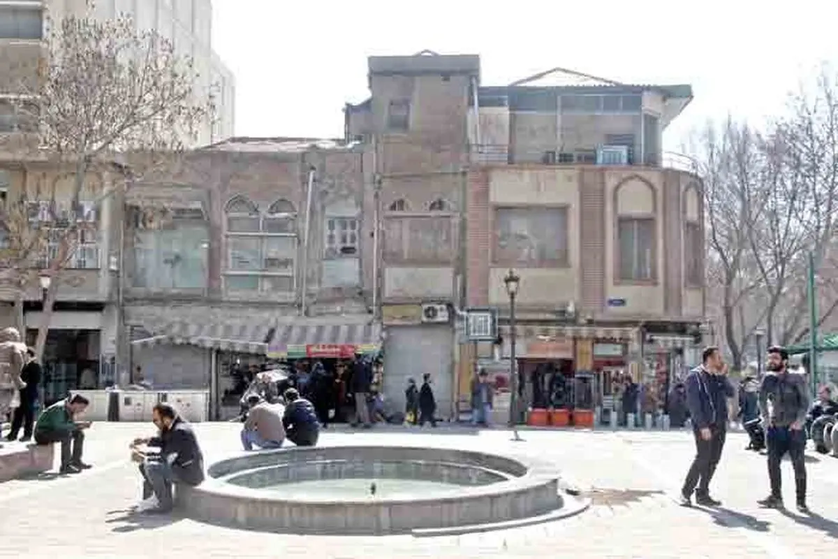سفر در زمان؛ منظرۀ «خیابان ناصرخسرو» در حدود 130 سال قبل