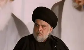 پیشوازی مقتدی صدر از میهمانان مراسم تشییع رهبر شهید انقلاب در عراق

