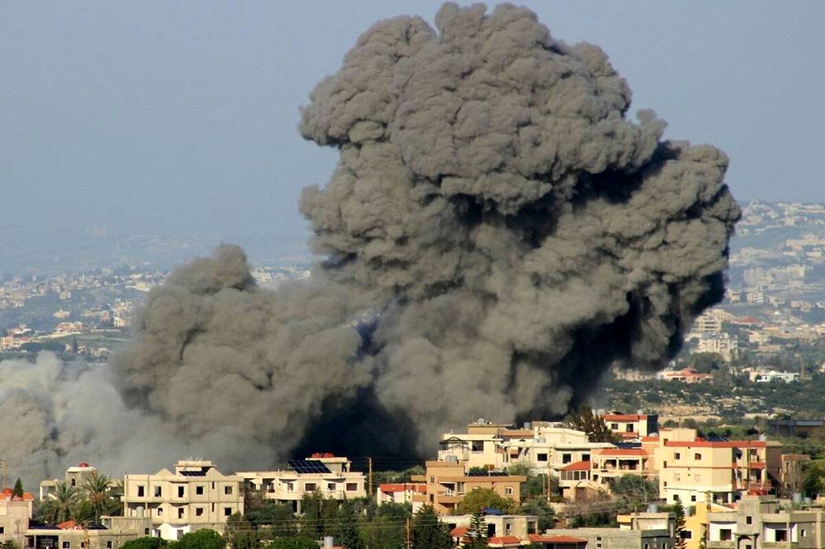 حمله جنگنده‌های اسراییلی به رفح در جنوب غزه

