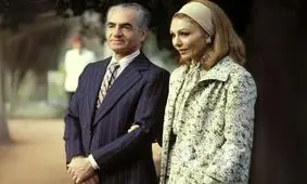 این روز‌ها شایعه کرده‌اند که شاه زن گرفته؛ برنامه‌های تبلیغاتی در پشت پرده طوری است که شاهان را مسخره کنند 