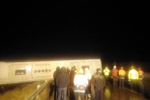 ۶ نفر با واژگونی اتوبوس در محور بیرجند - آرین‌شهر مصدوم شدند