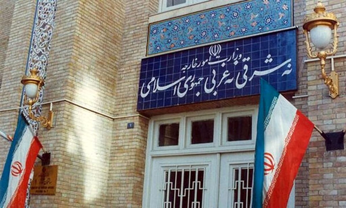 حمله یک گروه خشونت طلب به سفارت ایران در لندن/ سفیر انگلیس احضار شد