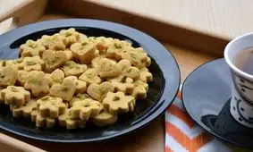 ساده ترین روش درست کردن شیرینی نخودچی