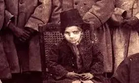 سفر به تاریخ؛ «نوۀ ناصرالدین شاه» به همراه «هشت بردۀ آفریقایی‌اش»