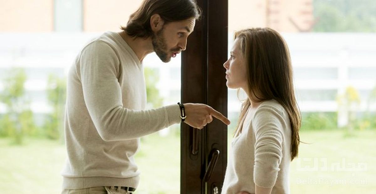 آیا تهدید افراد به آبروریزی مجازات دارد؟