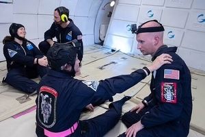 ۱۴ فضانورد دارای معلولیت در شرایط بی وزنی قرار گرفتند