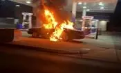 راننده بی‌احتیاط پمپ بنزین را به آتش کشید/ ویدئو