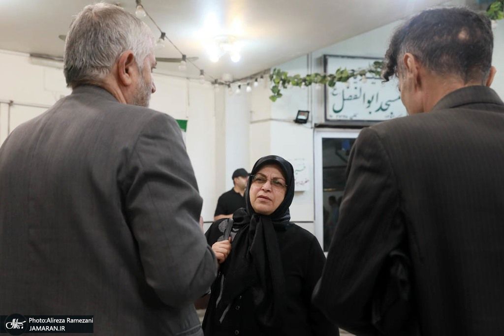 تصاویر: مراسم تشییع برادر سید مصطفی تاجزاده