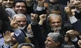  وقتی بغض رئیس‌جمهور سوال خبرنگار را بی‌پاسخ می‌گذارد