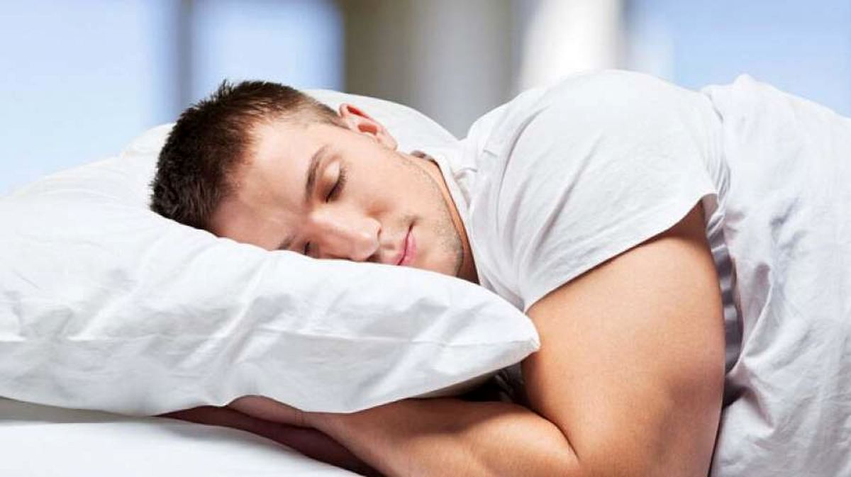 شخصیت شناسی، طرز خوابیدن شما چه شکلی است؟