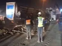 گرفتاری مردم در ترافیک ۱۵ کیلومتری آزادراه کرج/ ویدئو