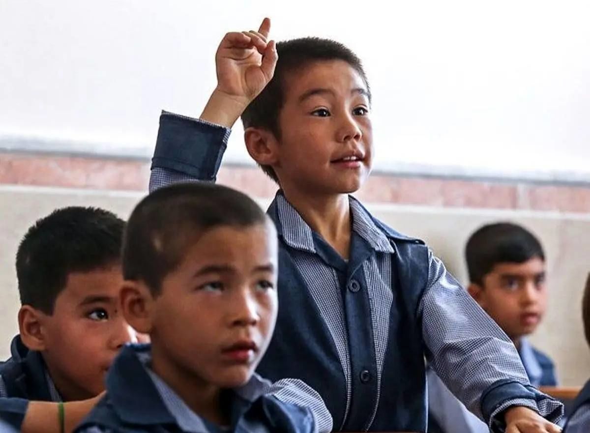 دانشآموزان افغانستانی مدارس مشهد را قرق کردند!