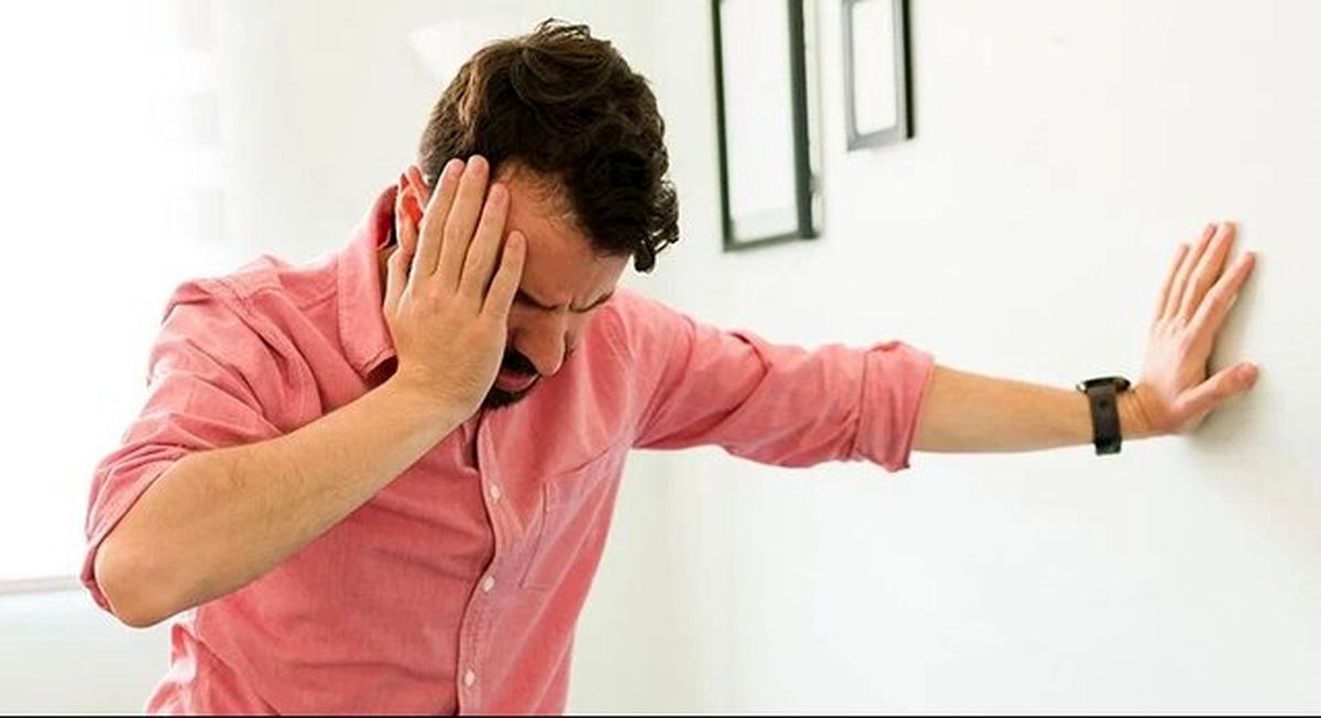 ۲ تمرین ساده برای کاهش سرگیجه هنگام ایستادن
