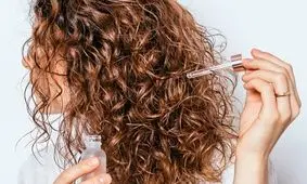 فواید شگفت انگیز روغن فندق برای مو و ابرو