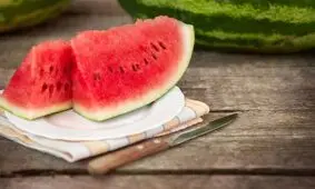 چه چیزهایی را نباید با هندوانه خورد؟