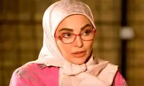 رجزخوانی ژیلا صادقی برای ترامپ به زبان انگلیسی | فیلم 