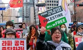  فریاد آزادی فلسطین بر سر سفیر اسرائیل در کره‌جنوبی/ ویدئو