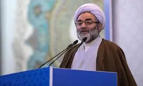 امام جمعه رشت: انسان متدین به خاطر بی حجابی‌ ها نمی‌تواند بیرون برود!