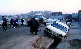 تصادفات عجیب و جالب در تهران دهه شصت/ عکس
