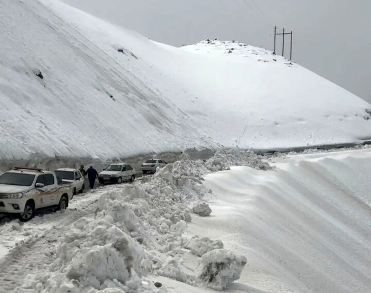 بارش ۶۰ سانتی‌متری برف در گردنه ژالانه

