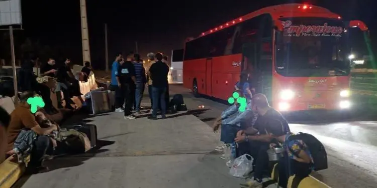 پیگیری فوری استاندار خوزستان برای نجات مسافران اتوبوس گرفتار در محور اندیمشک–خرم‌آباد