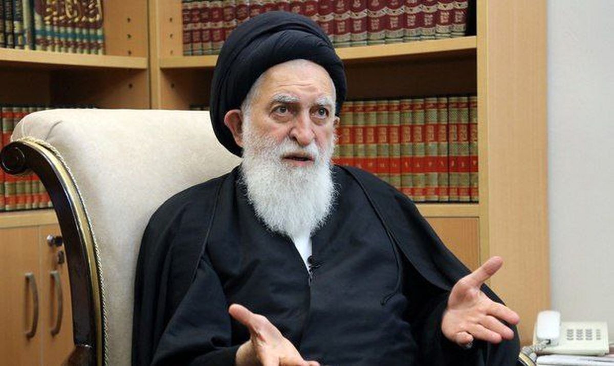 آیت الله علوی بروجردی: اگر از مردم جدا شویم، آسیب بزرگی به شیعه وارد خواهد شد/ امروز بسیاری از مساجد در شهرهایی چون تهران خالی ماندهاند/ علما رغبتی به امام جماعت شدن ندارند/ اگر بتوانیم خود را با شرایط تطبیق دهیم و در کنار مردم بمانیم، میمانیم