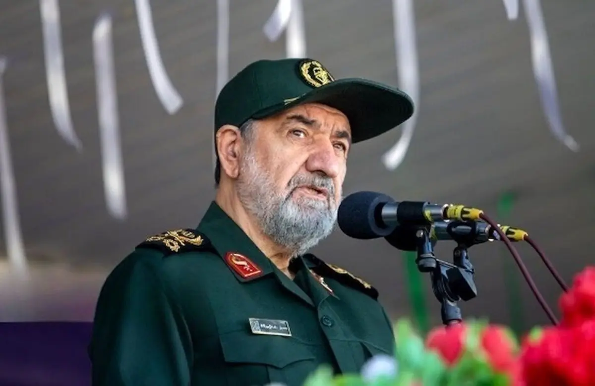 محسن رضایی: خواهید دید که آمریکایی‌ها در فرودگاه امام تقاضای دیدار با رئیس‌جمهور و رهبر انقلاب را می‌کنند/ همانند رفتاری که با جولانی و پوتین داشتند با ما هم خواهند داشت/ ویدئو