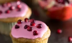 طرز تهیه کاپ کیک انار