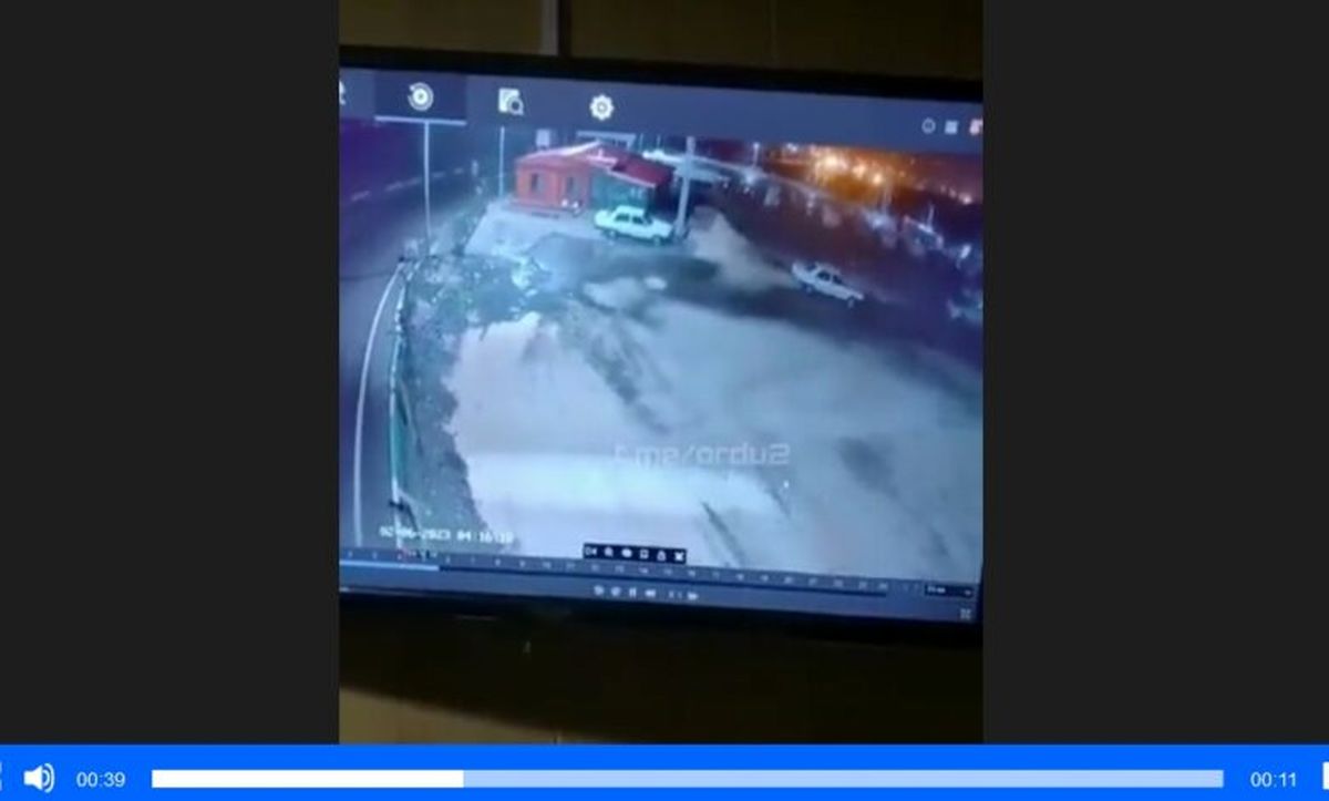 صحنه ای عجیب از حرکات وحشتناک زمین در زلزله ترکیه/ ویدئو