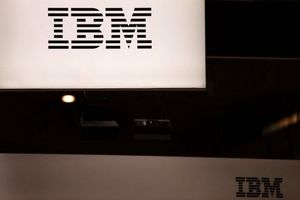 شرکت IBM با امید جایگزینی هوش مصنوعی، استخدام ۷۸۰۰ نفر را متوقف می‌کند