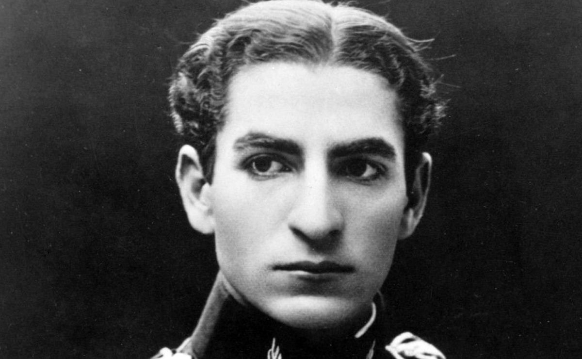  سفر در زمان؛ «محمدرضا پهلوی، در دوران دبیرستان در سوئیس»؛ سال 1311 