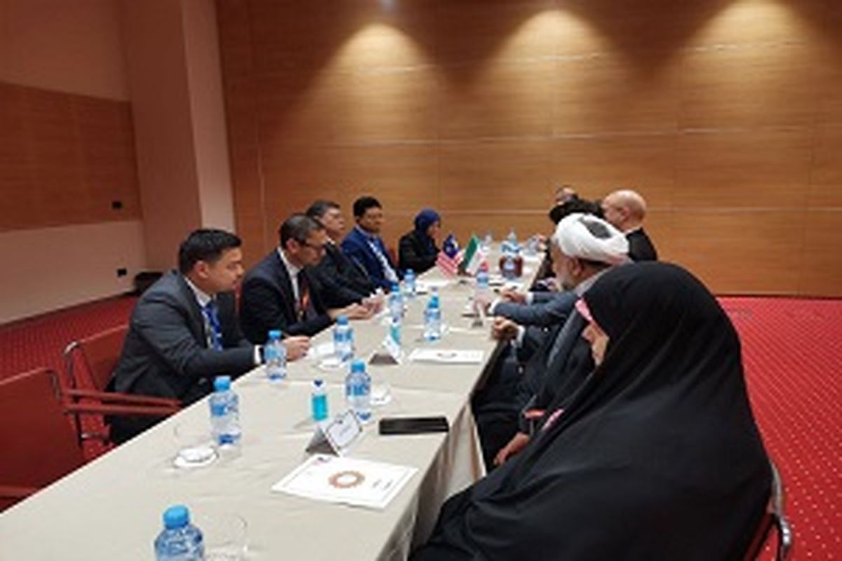 دیدار رؤسای مجلس ایران و مالزی در الجزایر