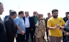 پزشکیان از دریاچه ارومیه بازدید کرد/ تصاویر

