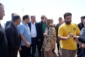 پزشکیان از دریاچه ارومیه بازدید کرد/ تصاویر

