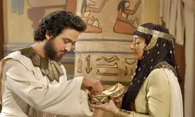 تصویر شیطان روی صورت کتایون ریاحی؛‌ وقتی زلیخا به یوسف پیشنهاد می‌دهد/ ویدئو