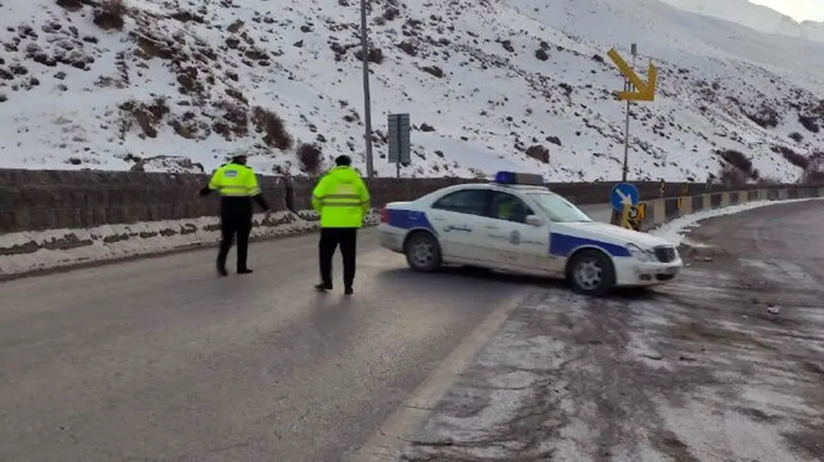 جاده هراز یکطرفه شد
