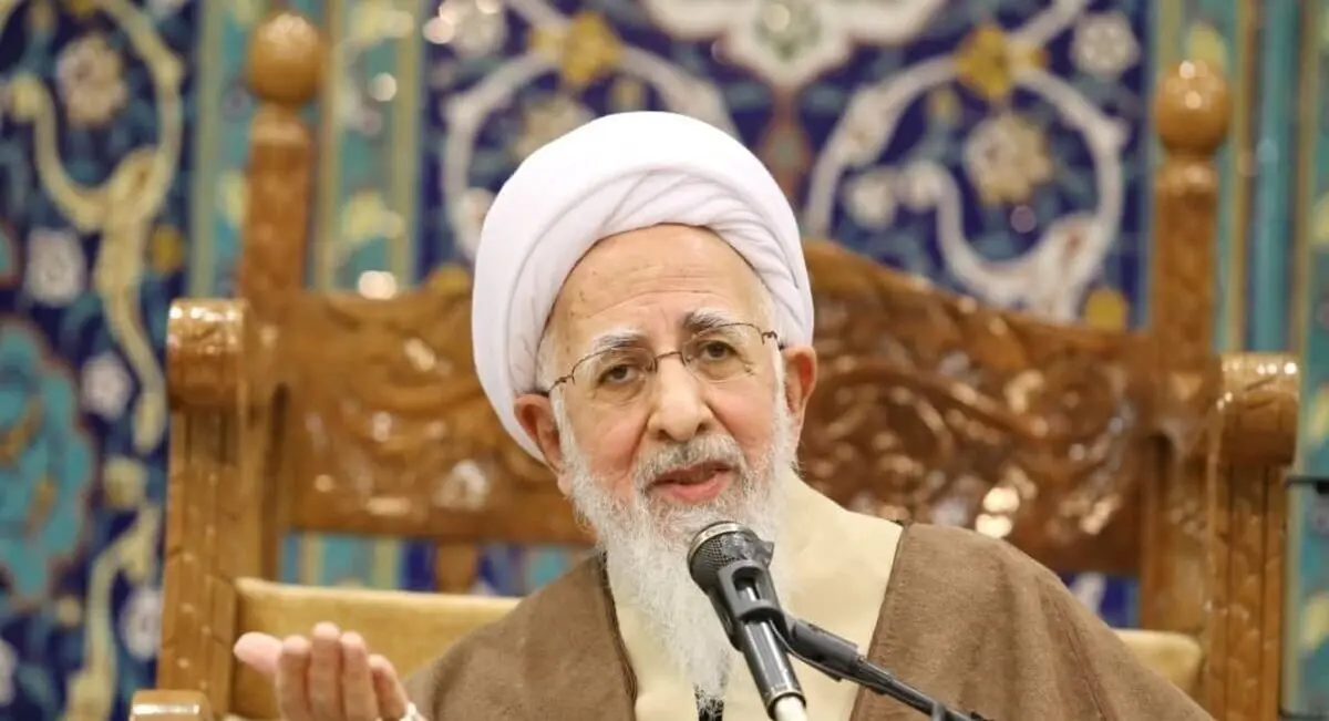 آیت الله جوادی آملی: مملکت را کمیته امدادی نمی‌شود اداره کرد/ هر کس باید در کنار سفره خودش بنشیند