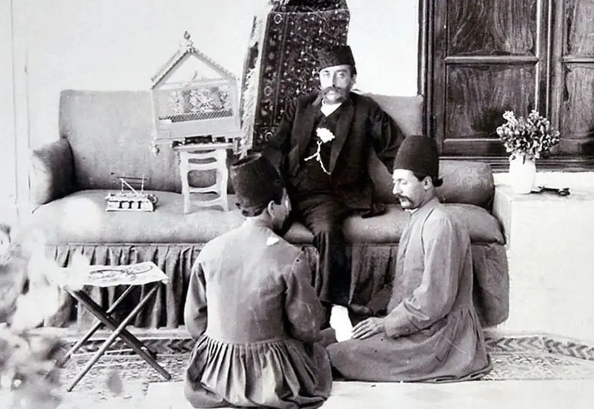 سفر به ایران قدیم؛ غش کردن «آبدارچی مظفرالدین شاه» و تلاش درباریان برای سرحال آوردن او 