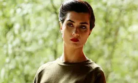 طلاق بازیگر زن مشهور به دلیل زیبایی اش