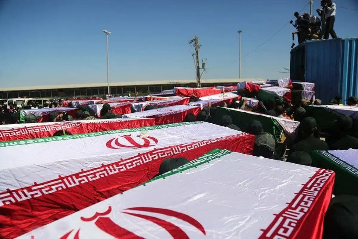 پیکر مطهر ۶۴ شهید دوران دفاع مقدس به آغوش میهن بازمی‌گردند

