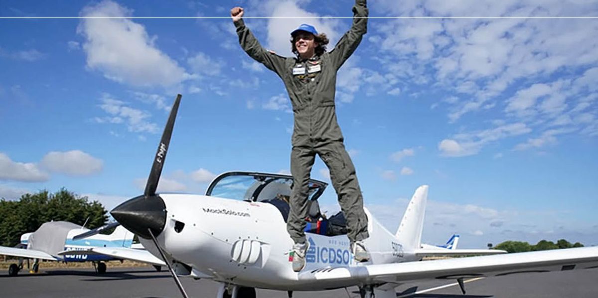 رکورد پسر 17 ساله در گینس/ جوان ترین خلبان جهان کیست؟