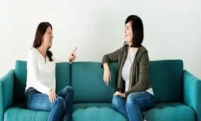 هنگام گفت‌وگو مراقب این ۹ اشتباه رایج باشید