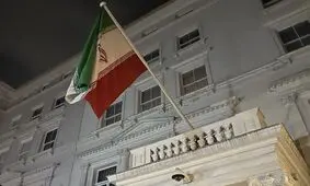 توضیحات کاردار ایران در لندن درباره حمله به سفارت کشورمان/ پرچم پرافتخار جمهوری اسلامی ایران در محل خود نصب شد

