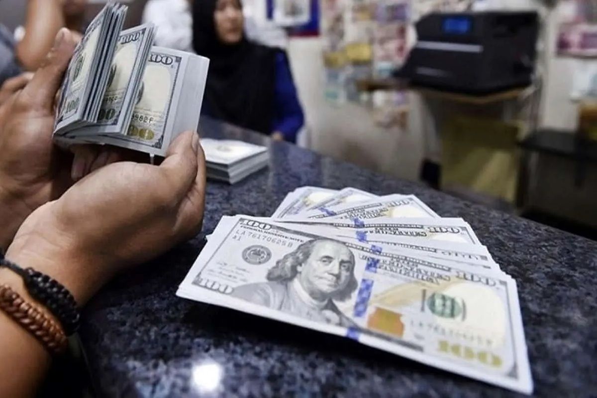انتقاد روزنامه اصلاح طلب از سیاست «ارز توافقی» دولت؛ قطعا قیمت ارز بالا میرود