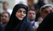 دختر پزشکیان در خانه سردار شهید حاجی زاده/ تصاویر