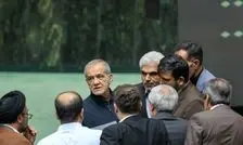 زنگ ترمیم کابینه به صدا درآمد / ۴ کرسی لرزان دولت / پزشکیان قربانی دفاع از وزرایش خواهد شد؟