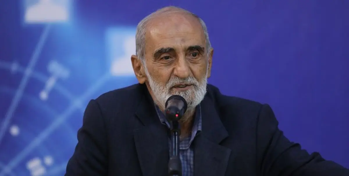 حسین شریعتمداری خطاب به پزشکیان: چرا معاون شما به دیدار برخی زندانیان اغتشاشات اخیر رفت؟/ چرا افراد دولت شما مخالف سختگیری به دانشجویان هستند؟