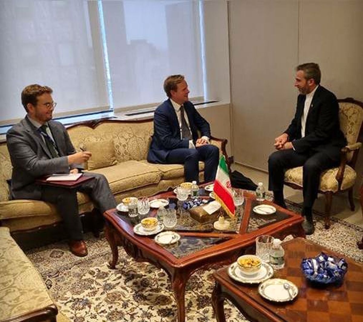 دیدار مذاکره کننده ارشد ایران با نماینده انگلیس در سازمانهای بینالمللی