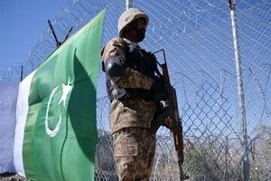 تبادل آتش در مرز پاکستان و افغانستان/ یک نیروی طالبان کشته شد

