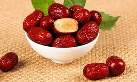 این میوه در صبحانه یک غذای کامل است